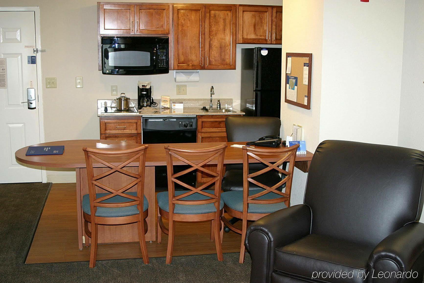 Candlewood Suites Macon, An Ihg Hotel Εξωτερικό φωτογραφία